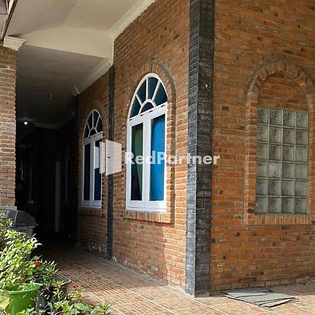 Friendjoss Homestay Laugumba Redpartner Berastagi Zewnętrze zdjęcie